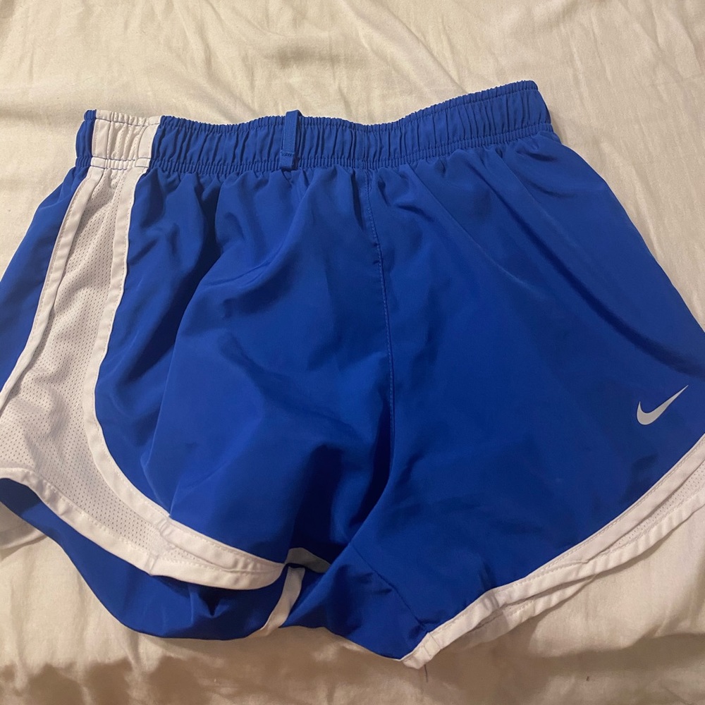 NWOT Nike running shorts